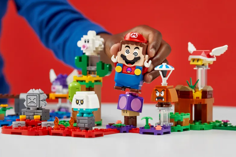 Imagen de un set de lego de super mario completamente armado