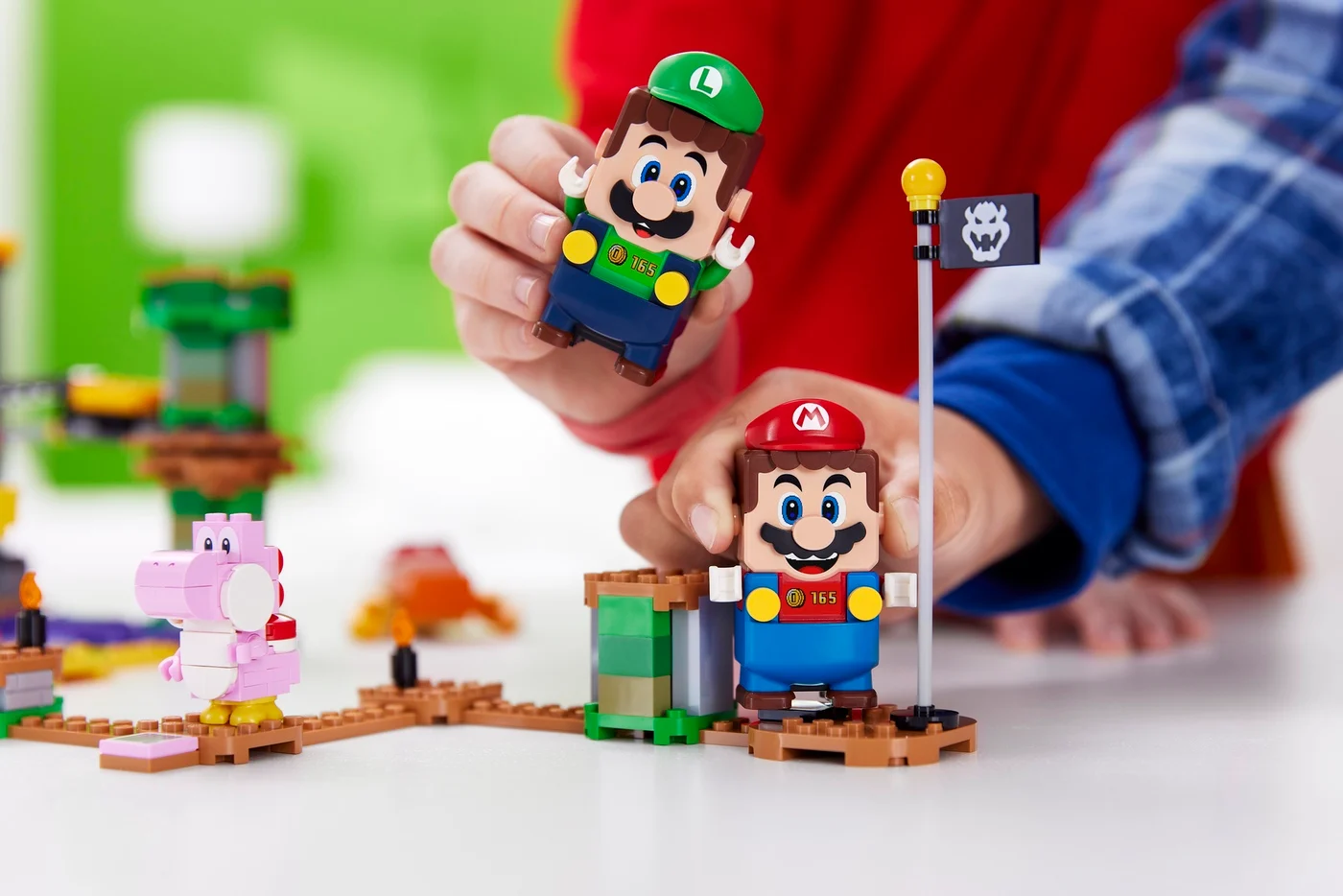 Imagen de mario y luigi en un nivel del juego